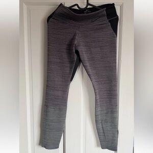 Nike Legendary Training Tights Women's S/P Compression Pants Purple Zip Ankle Gr